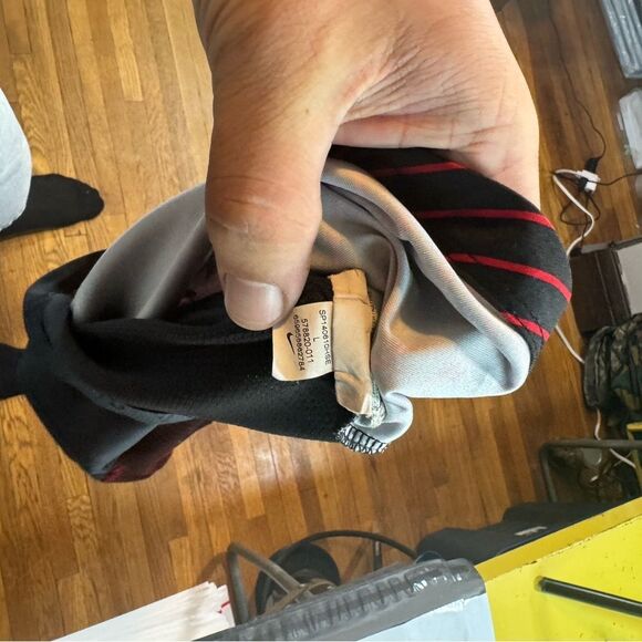 MANCHESTER UNITED 2013 2014 PRE MATCH TRAINING JERSEY - Picture 8 of 10